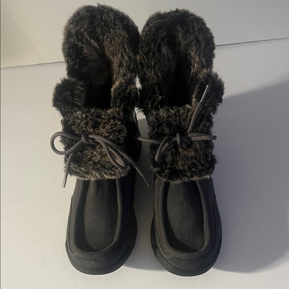 Lands’ End‎ Women's Powder belle Bootie Faux Fur-Lined Boots